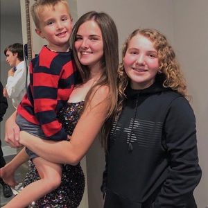 Meet your Posher, Ella